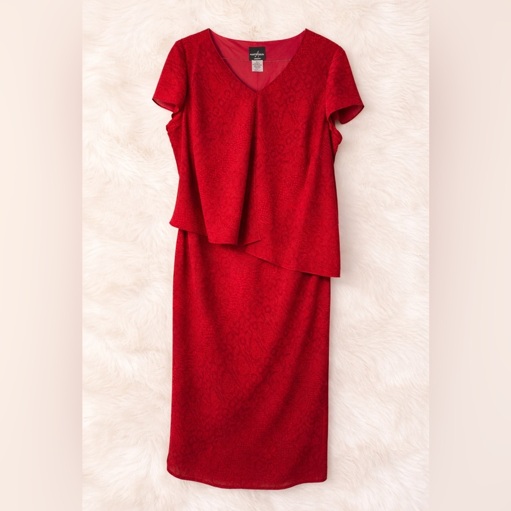 Positive Attitude Red Overlay Long Dress Snake Print Women’s Size 24 Plus Size